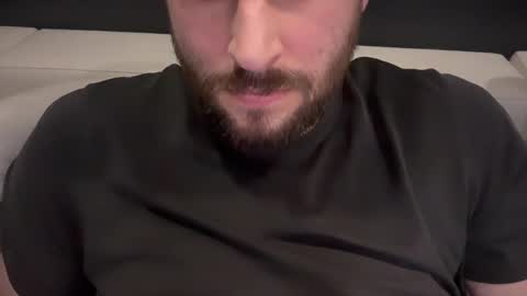 Snapshot of _ur_happy_meal chatting on March 3, 12:48 am DJ online show from March 3, 12:48 am