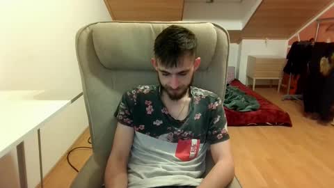 Snapshot of _v_l_a_d_ chatting on February 8, 7:38 pm Vlad online show from February 8, 7:38 pm