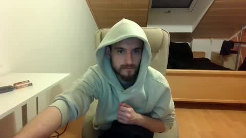 Snapshot of _v_l_a_d_ chatting on March 4, 11:00 pm Vlad online show from March 4, 11:00 pm