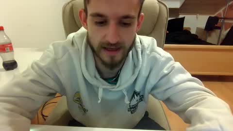 Snapshot of _v_l_a_d_ chatting on March 7, 7:05 pm Vlad online show from March 7, 7:05 pm