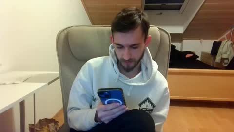 Snapshot of _v_l_a_d_ chatting on March 8, 11:18 pm Vlad online show from March 8, 11:18 pm