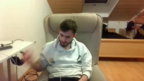 Snapshot of _v_l_a_d_ chatting on March 12, 7:49 pm Vlad online show from March 12, 7:49 pm