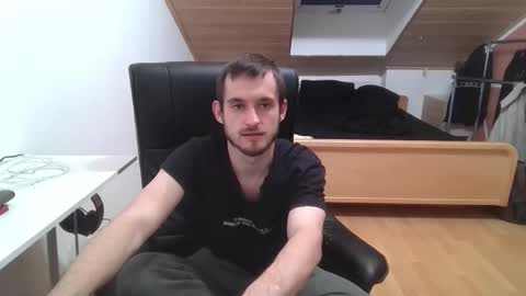 Snapshot of _v_l_a_d_ chatting on October 17, 10:56 pm Vlad online show from October 17, 10:56 pm