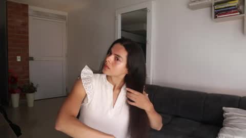 Anastasia Vahos online show from May 25, 5:19 pm