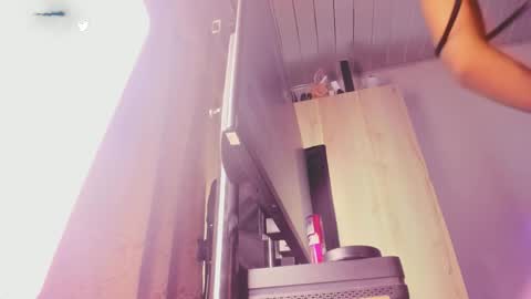    online show from October 2, 5:03 am