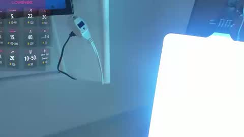 _vanie online show from September 18, 4:25 am