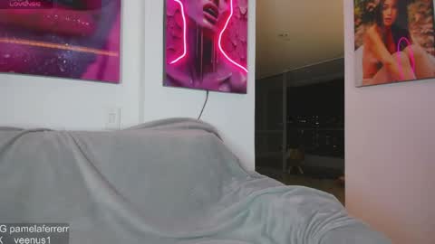 stephany online show from May 13, 2:09 am