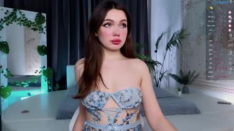 Vickie online show from December 27, 9:54 pm