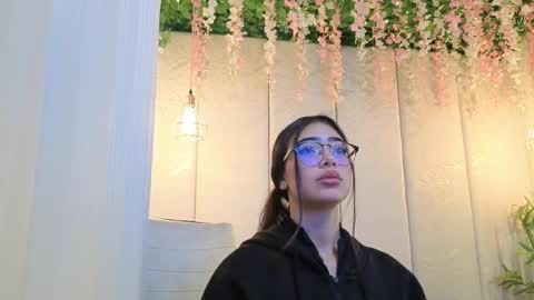   online show from May 17, 12:01 pm