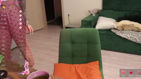 Alis online show from January 1, 6:38 pm