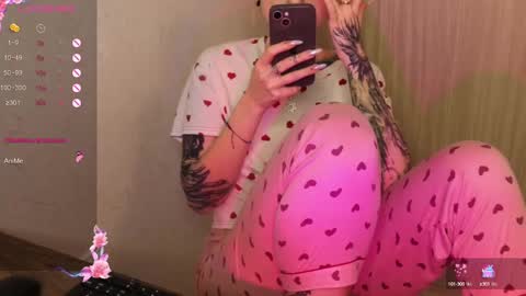 Alis online show from January 12, 6:27 pm