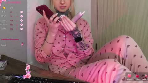 Alis online show from February 7, 1:01 pm