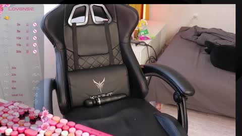 Alis online show from October 11, 6:12 am