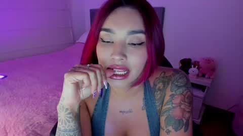 INSTAGRAM pinzon viviana online show from September 12, 2:44 am