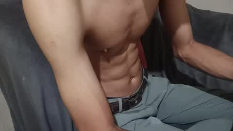 Snapshot of _vov_ chatting on April 11, 5:28 pm _vov_ online show from April 11, 5:28 pm