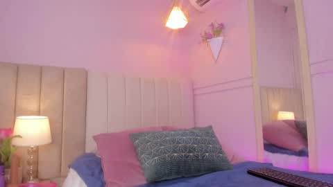 _wendy_x online show from September 26, 11:47 am