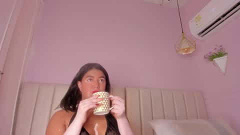 _wendy_x online show from May 12, 11:40 am