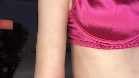 Snapshot of _wide_eyed_ chatting on December 21, 5:31 pm _wide_eyed_ online show from December 21, 5:31 pm