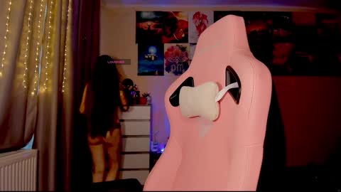 Enni online show from December 21, 8:07 am