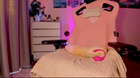 Enni online show from February 7, 1:53 pm