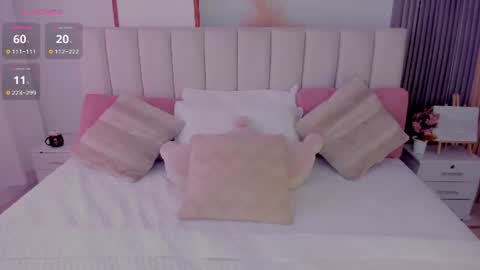 Ximena  online show from August 5, 1:58 pm