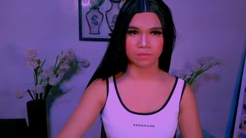 _xxlilly online show from April 24, 2:25 am