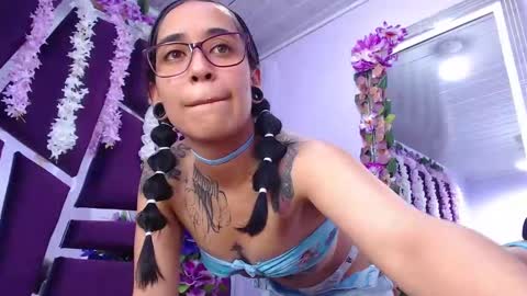 yeeeen online show from January 18, 9:45 am