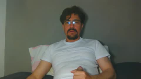 Snapshot of _yjesneth2011 chatting on November 3, 2:13 am _yjesneth2011 online show from November 3, 2:13 am