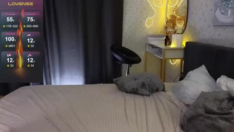 Jasmine online show from February 12, 11:18 am