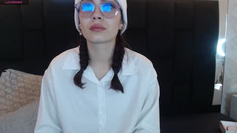 Yuyi online show from January 9, 11:14 am