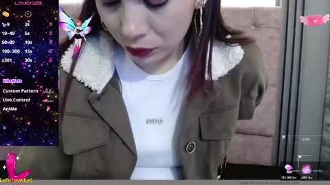 Snapshot of _yuyi chatting on October 31, 12:50 pm Yuyi online show from October 31, 12:50 pm