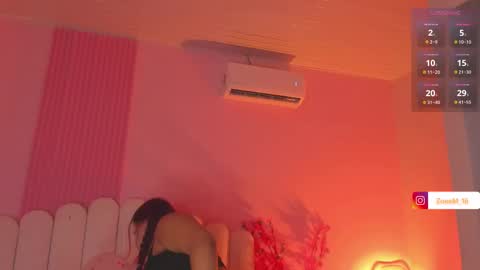 Snapshot of _zoe_12 chatting on February 13, 8:16 pm Zoe online show from February 13, 8:16 pm