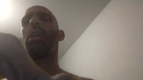 a02257661 online show from May 13, 10:49 pm
