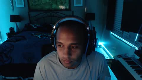 a4orce online show from March 6, 1:48 am