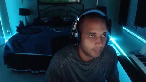 a4orce online show from March 12, 1:58 am