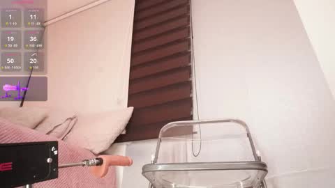 Snapshot of a__vanellopecute chatting on March 24, 10:09 am Alexandra online show from March 24, 10:09 am