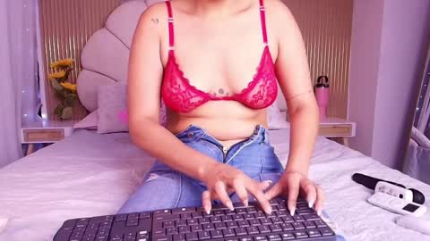 Aisha online show from April 27, 12:36 pm