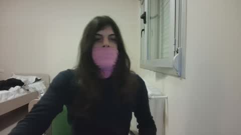 Snapshot of a_c6t chatting on December 14, 9:52 pm a_c6t online show from December 14, 9:52 pm