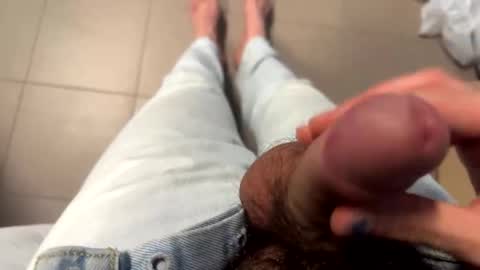 Snapshot of a_c6t chatting on January 17, 12:15 am a_c6t online show from January 17, 12:15 am