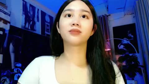 Snapshot of a_r_i_a_n_n_a chatting on October 27, 6:17 am Lovely Yana online show from October 27, 6:17 am