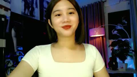 Snapshot of a_r_i_a_n_n_a chatting on October 28, 7:23 am Lovely Yana online show from October 28, 7:23 am