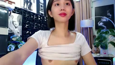 Snapshot of a_r_i_a_n_n_a chatting on January 11, 8:52 am Lovely Yana online show from January 11, 8:52 am