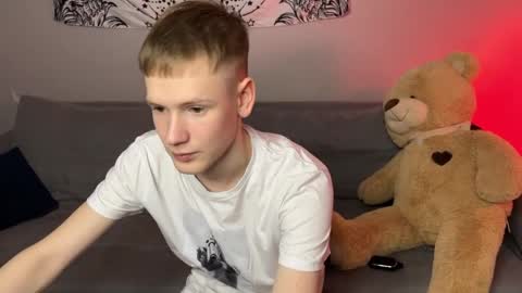 Snapshot of a_s_m_ chatting on April 1, 8:06 pm Kris Michael online show from April 1, 8:06 pm