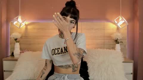 Snapshot of aa_lunit chatting on November 29, 1:14 pm Luni online show from November 29, 1:14 pm