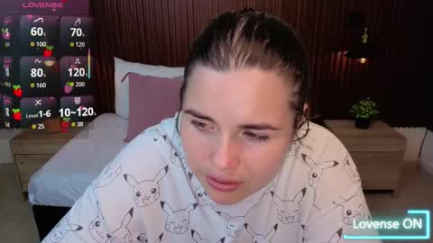 Snapshot of aabby_lee chatting on January 18, 7:39 pm Abby Lee online show from January 18, 7:39 pm