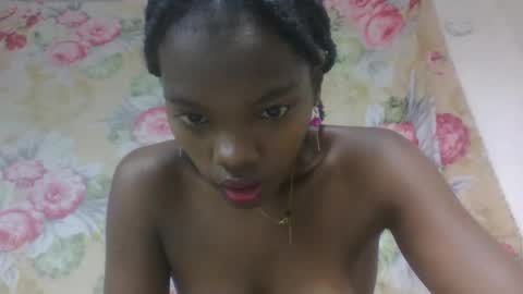 aadienne online show from March 30, 6:25 am