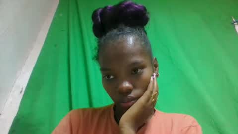 aadienne online show from May 11, 2:45 pm