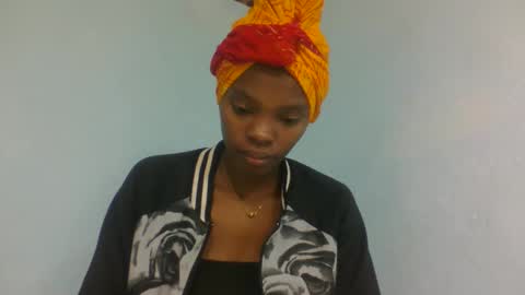 aadienne online show from May 15, 12:01 pm