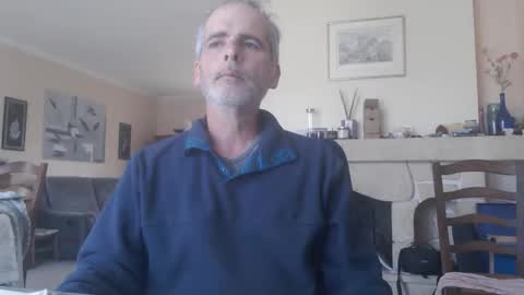 Aalex1717 online show from May 5, 6:21 am