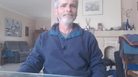 Aalex1717 online show from May 15, 7:48 am